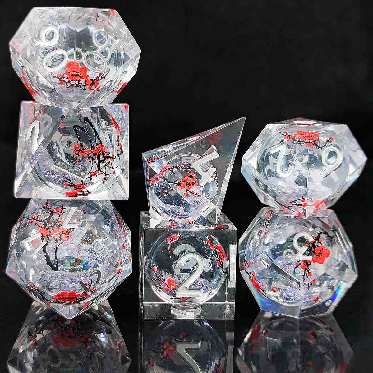 Joya Dice® Dungeons and Dragons Dobbelsteen set | Polydice DnD Dobbelstenen Set | D&D Dice set | Liquid Core 7 stuks set | Incl Luxe Opbergdoos | Silver Sakura Dream